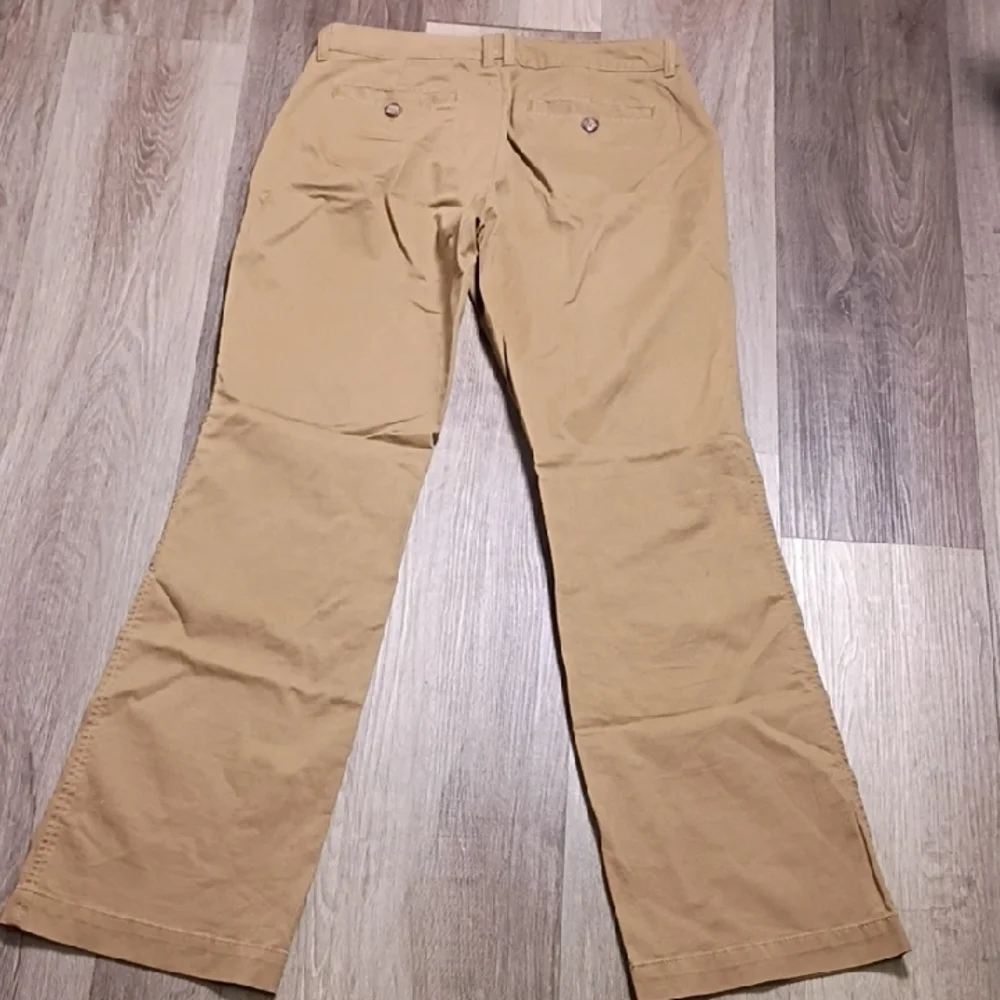 Old‎ Navy Women's Tan Straight Leg Jeans